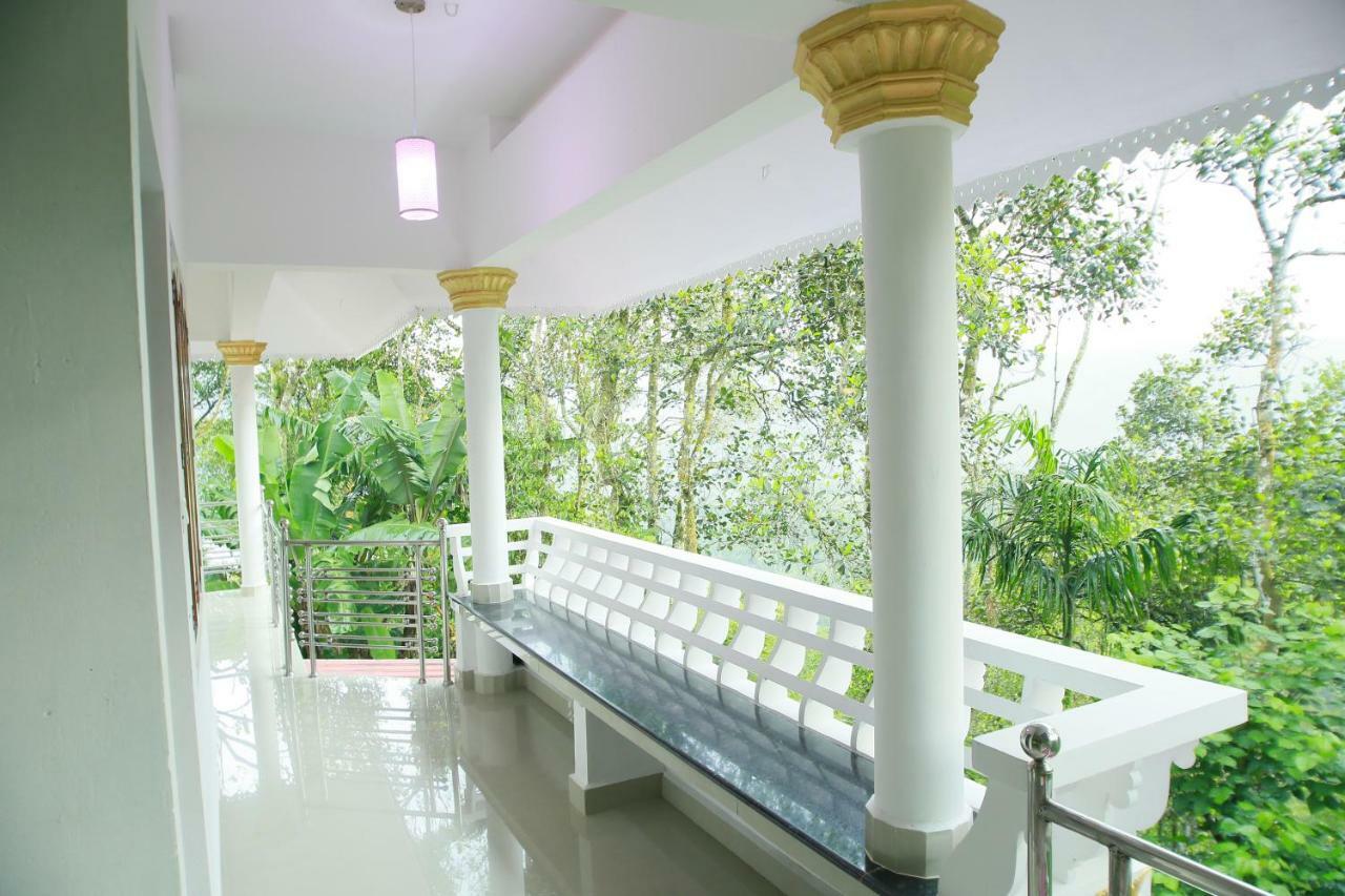 Mount Spring Valley Homestay Thekkady Extérieur photo